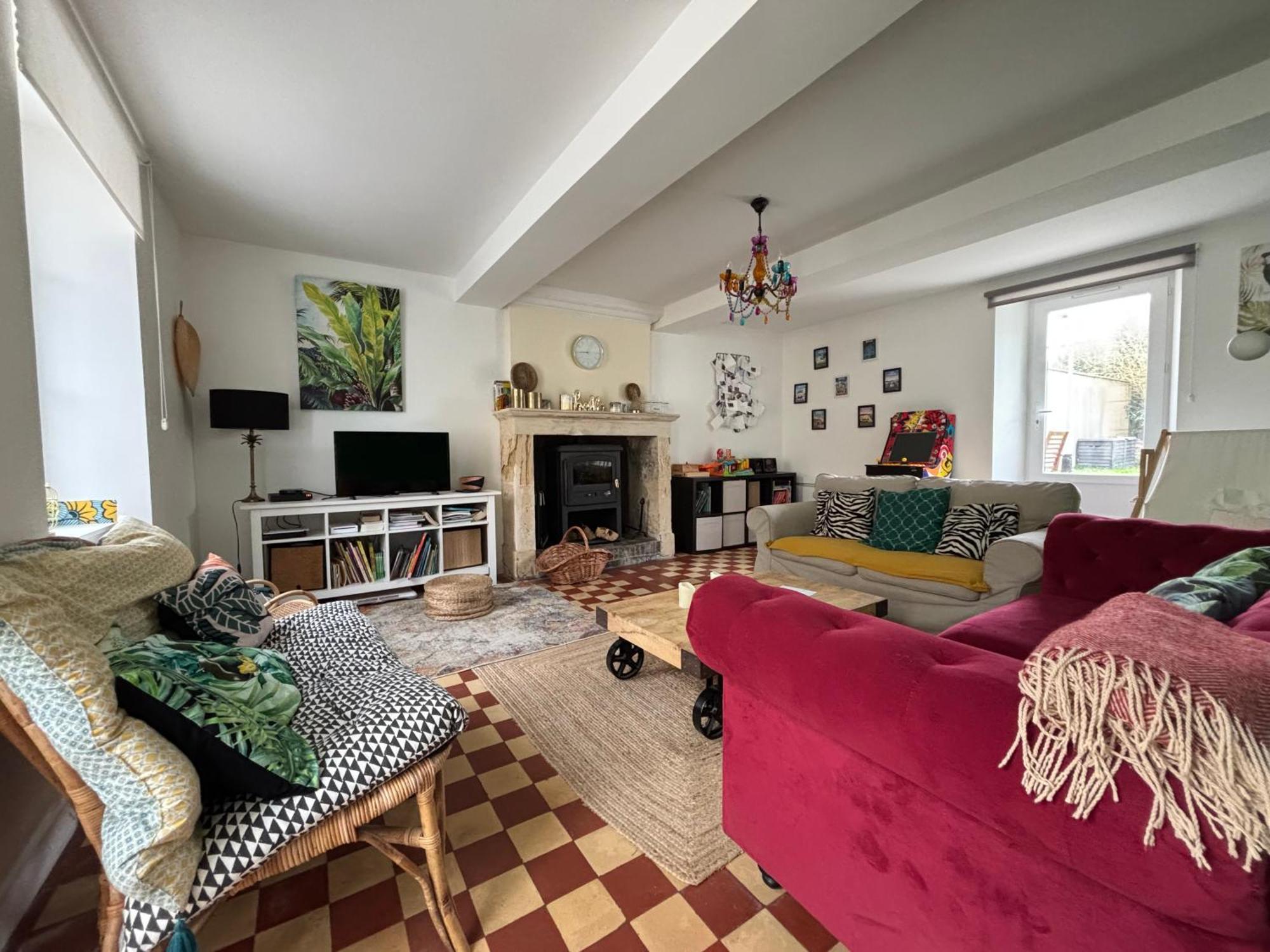 Le So Wild, Maison Avec Jardin Clos, Terrasse Amenagee, 5 Mn A Pied Commerce, Terrain De Tennis, A 800 M De La Plage D'Omaha Beach Jeux Arcade, Jouets, Materiel Jeunes Enfants Enfants, Table Ping-Pong Vierville-sur-Mer Exterior photo